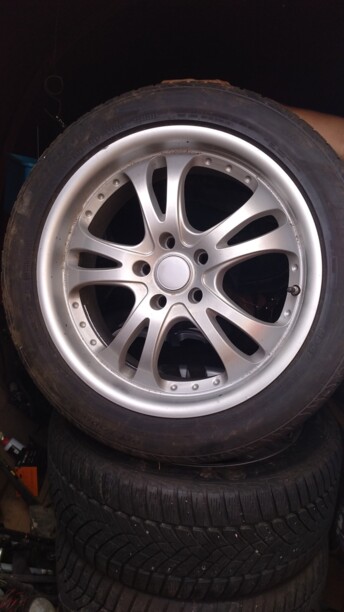 Легковые шины GoodYear 245/45 R18 4 шт.