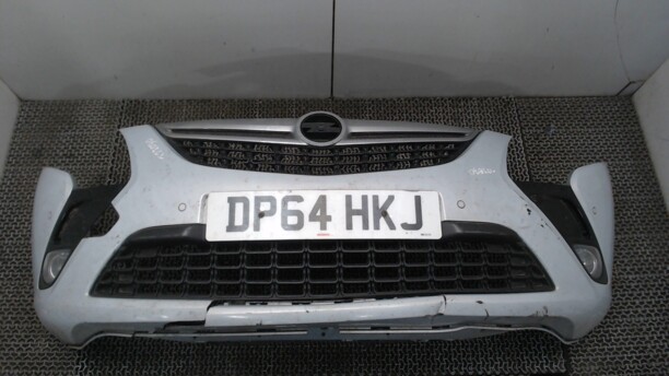 Передний бампер в сборе для Opel Zafira