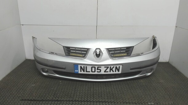 Решетка радиатора для Renault Laguna