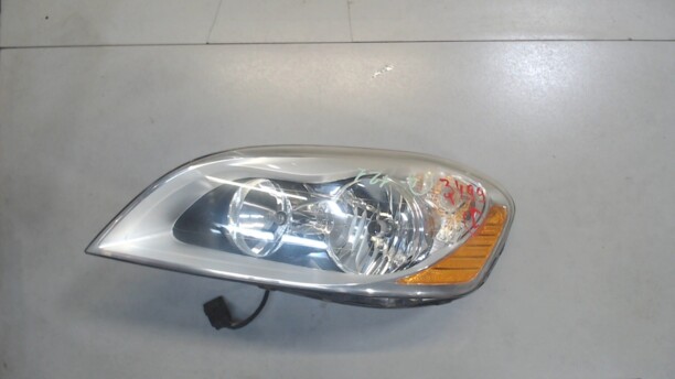 Фара передняя для Volvo XC60 I 2008 - 2013