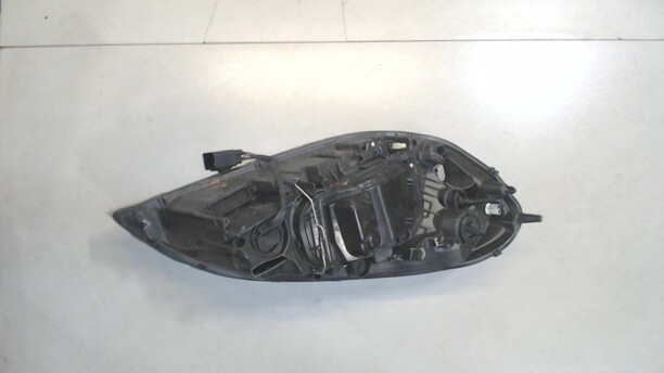 Фара передняя для Volvo XC60 I 2008 - 2013