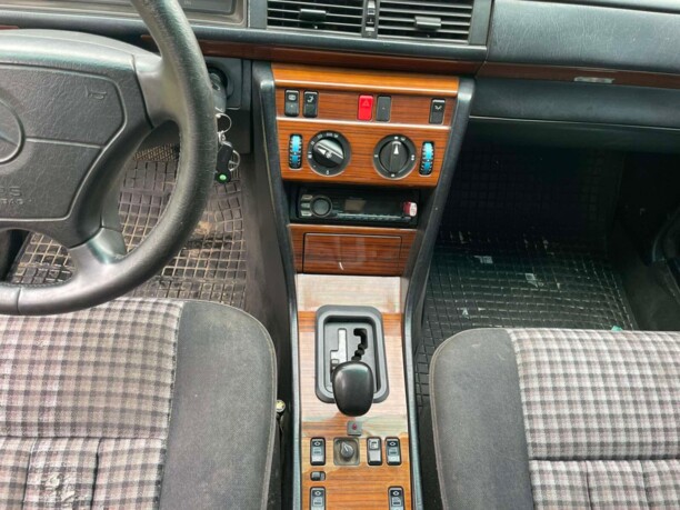 Mercedes-Benz E-Класс W124, S124, C124, A124, 1994 г.