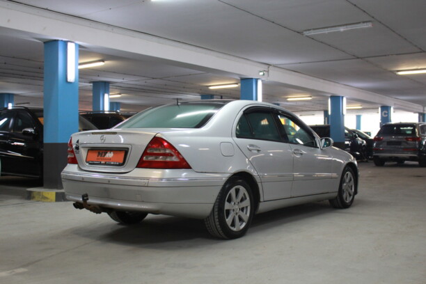 Mercedes-Benz C-Класс W203, S203, CL203, 2003 г.