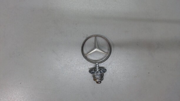 Эмблема для Mercedes-Benz E-Класс W211, S211 2002 - 2006