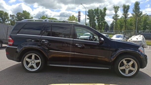 Mercedes-Benz GL-Класс X164, 7 мест, 2009 г.