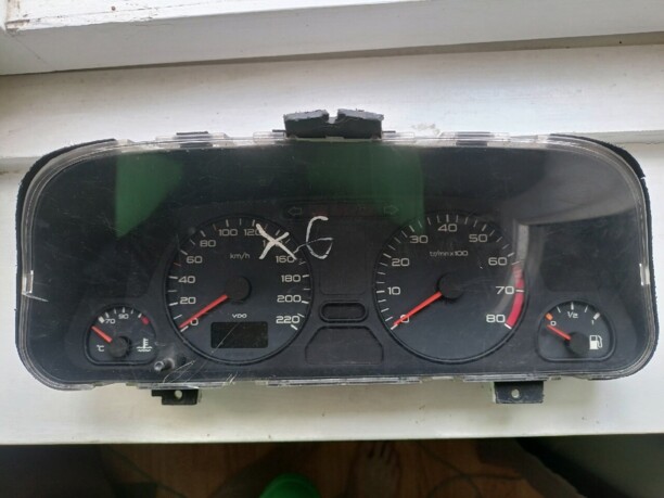 Консоль панели приборов для Peugeot 306 1993 - 2003