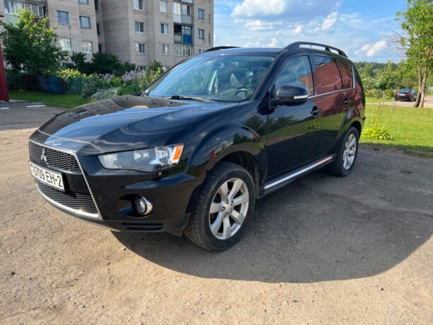Mitsubishi Outlander XL · Рестайлинг, 2010 г.