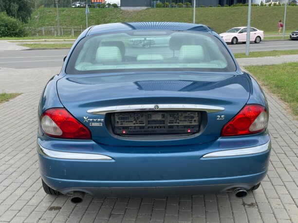 Jaguar X-Type, 2001 г.