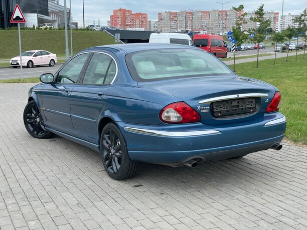 Jaguar X-Type, 2001 г.