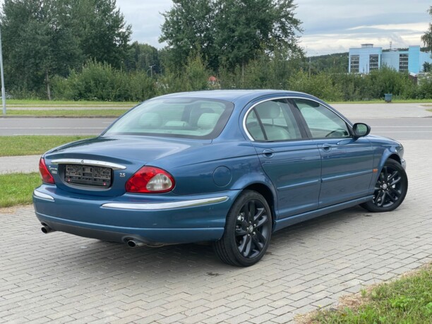 Jaguar X-Type, 2001 г.