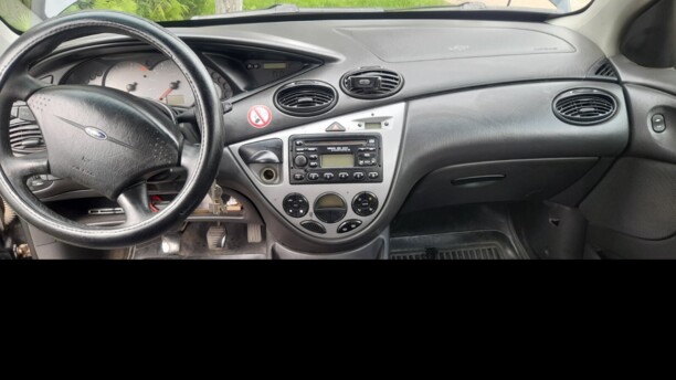 Ford Focus I · Рестайлинг, 2002 г.
