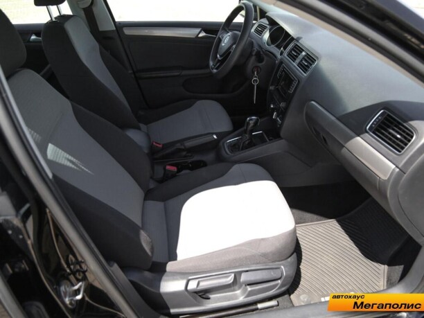 Volkswagen Jetta VI · Рестайлинг, 2017 г.