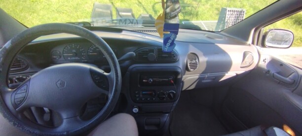 Chrysler Voyager III, 7 мест, 1998 г.