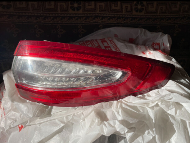 Задний правый фонарь в сборе для Ford Fusion USA II 2012 - 2016