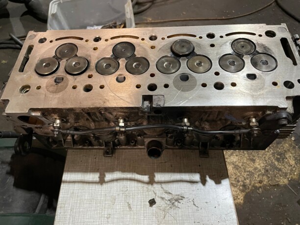 Головка блока цилиндров в сборе для Peugeot 806 221 1994 - 1999