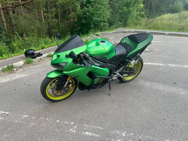 Kawasaki ZXR, 2005 г.