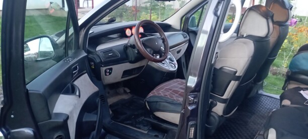 Peugeot 807 I · Рестайлинг, 7 мест, 2010 г.