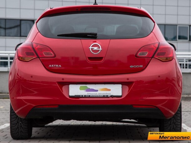 Opel Astra J, 2011 г.