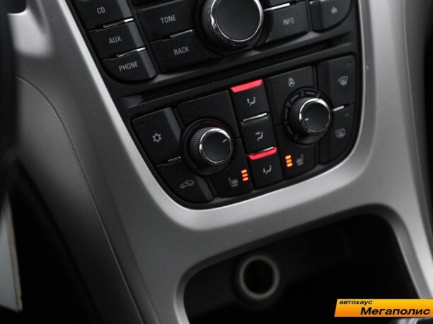 Opel Astra J, 2011 г.