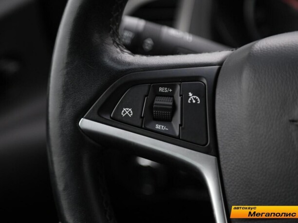 Opel Astra J, 2011 г.