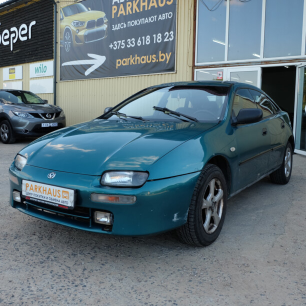 Mazda 323F, 1995 г.