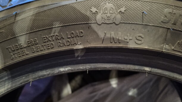 Легковые шины Toyo Observe GSI-6 235/45 R18 4 шт.
