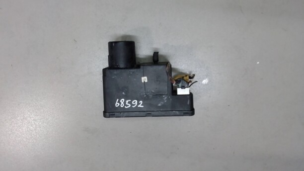 Компрессор центрального замка для Audi 80 B4 1991 - 1996