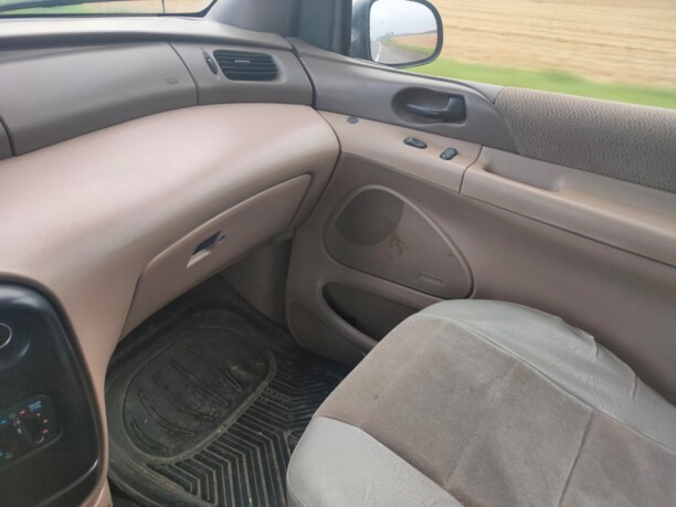 Ford Windstar I, 7 мест, 1998 г.