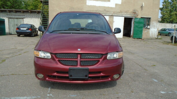 Dodge Grand Caravan IV, 7 мест, 2000 г.