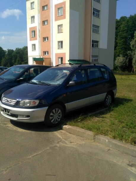 Toyota Picnic, 7 мест, 1997 г.