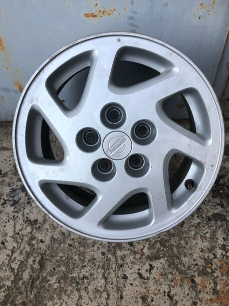 Nissan 6.5x15 5x114.3 5 шт.
