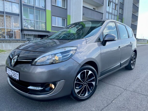 Renault Grand Scenic III · 2-й рестайлинг, 7 мест, 2013 г.