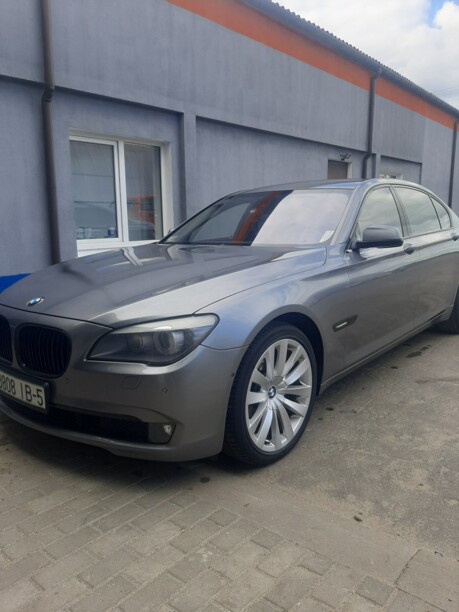 BMW 7 серия F02 (Long), 2009 г.