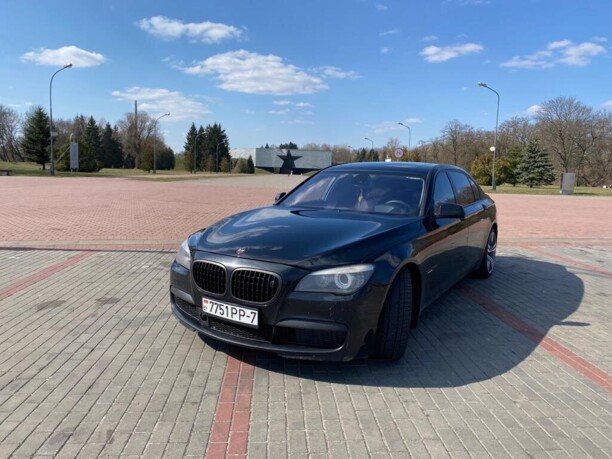 BMW 7 серия F02 (Long), 2010 г.