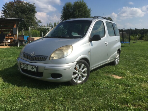 Toyota Yaris Verso, 2005 г.