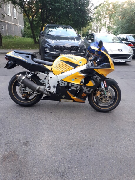 Suzuki GSX-R, 2000 г.