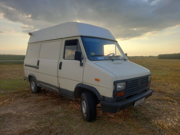 Peugeot J5, 1990 г.