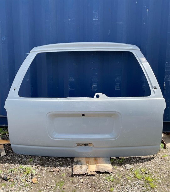 Крышка багажника в сборе для Dodge Caravan III 1995 - 2000