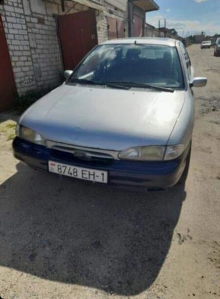 Ford Mondeo I, 1996 г.