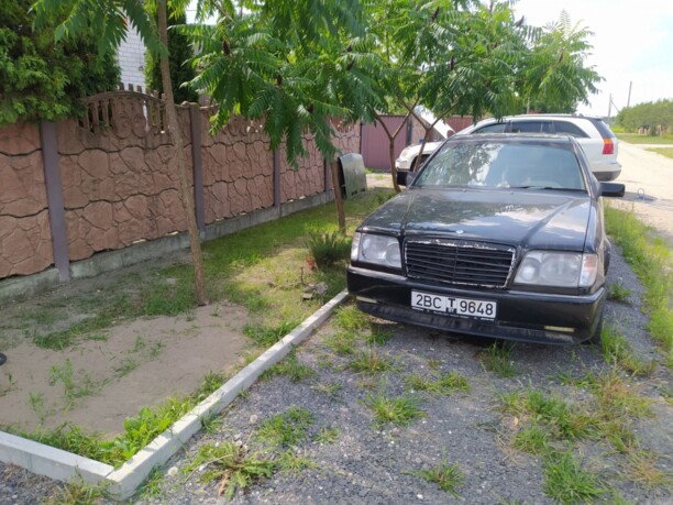 Mercedes-Benz E-Класс W124, S124, C124, A124, 1990 г.