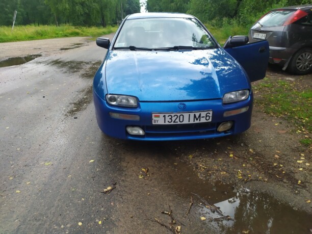 Mazda 323F, 1997 г.