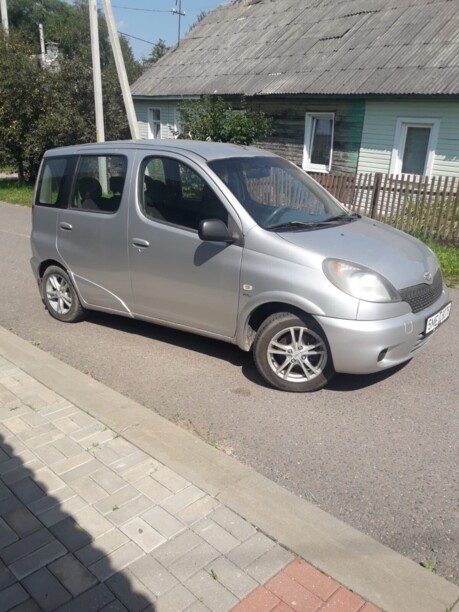 Toyota Yaris Verso, 2001 г.