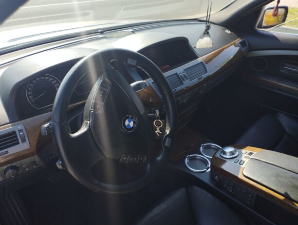 BMW 7 серия E65, 2004 г.