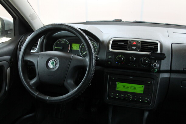 Skoda Fabia 5J, 2010 г.