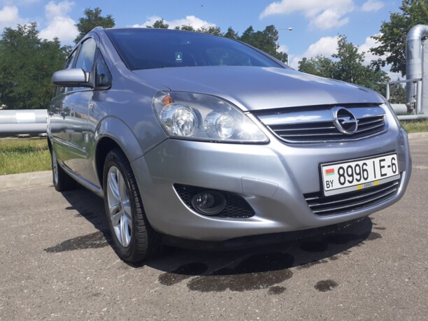 Opel Zafira B · Рестайлинг, 7 мест, 2008 г.