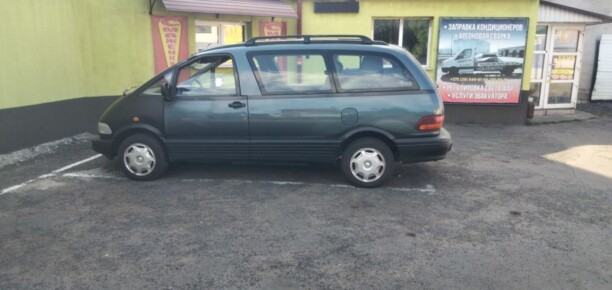 Toyota Previa I (XR10, XR20), 7 мест, 1992 г.