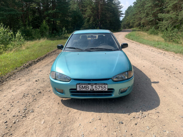 Mitsubishi Colt V, 1996 г.