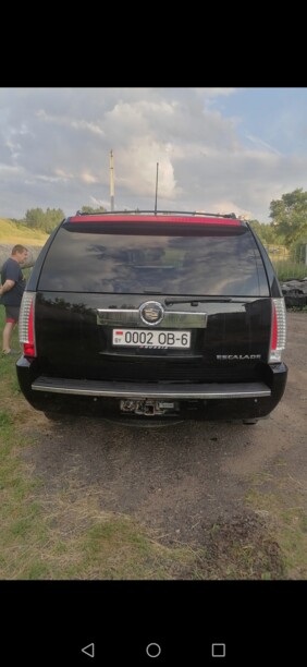 Cadillac Escalade III, 7 мест, 2008 г.