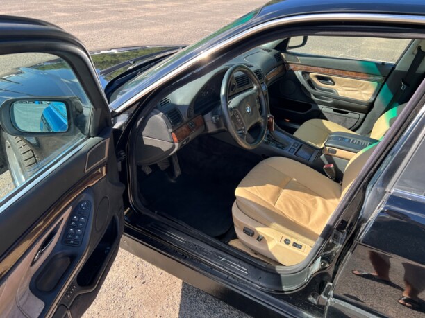 BMW 7 серия E38, 1995 г.