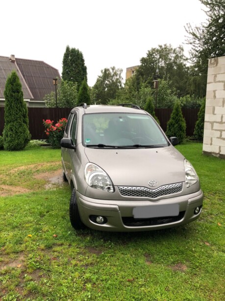 Toyota Yaris Verso, 2004 г.